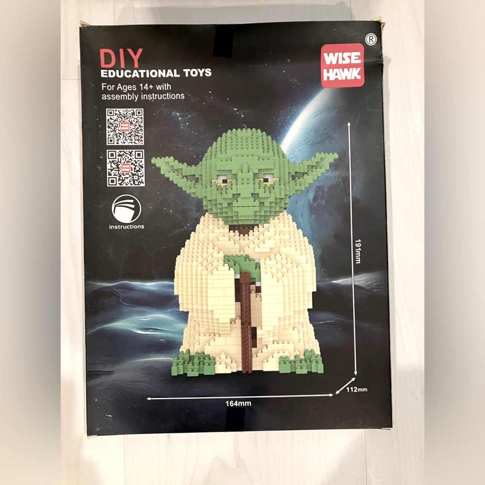 ✿ Wise Hawk - Yoda